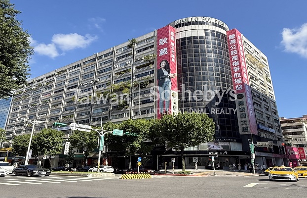 明曜忠孝商圈店面出租建物外觀